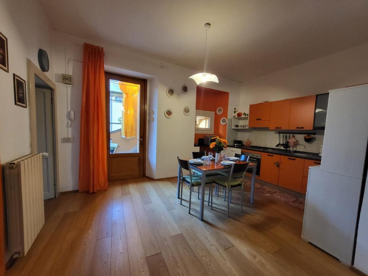 Appartamento Orange Lago Verbania Buitenkant foto