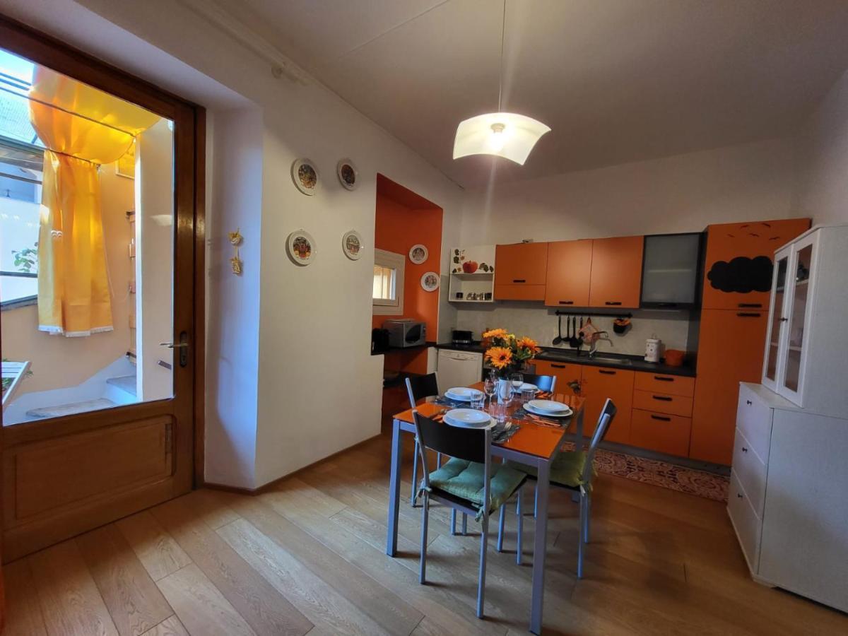 Appartamento Orange Lago Verbania Buitenkant foto